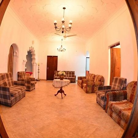 קנדי Suisse Villa מראה חיצוני תמונה