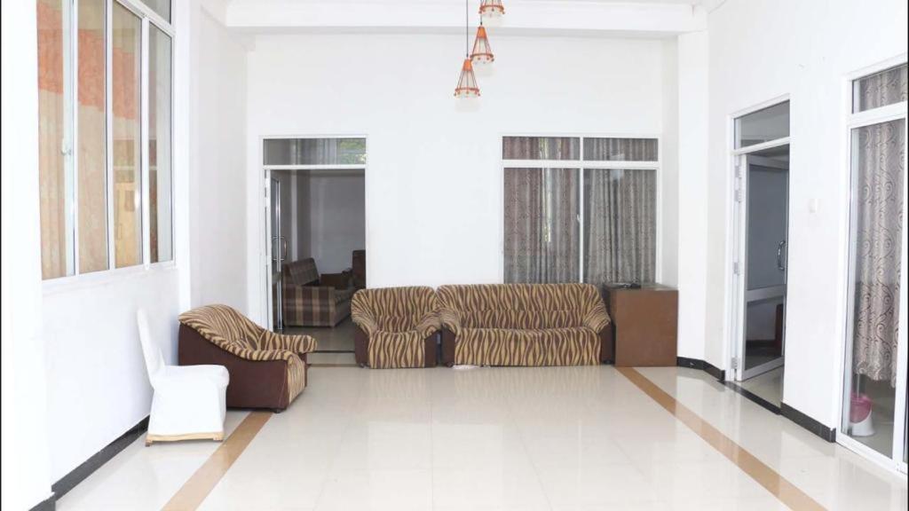 קנדי Suisse Villa מראה חיצוני תמונה