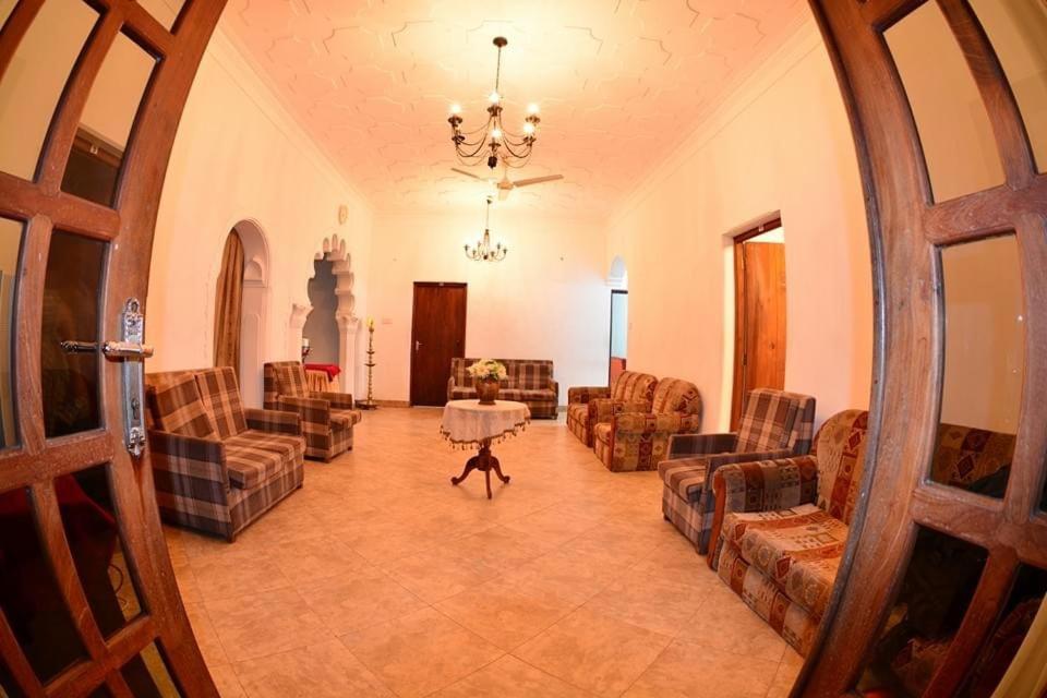 קנדי Suisse Villa מראה חיצוני תמונה