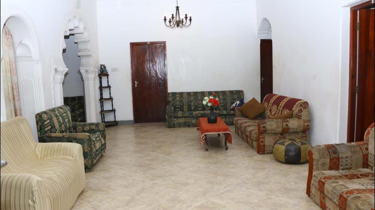 קנדי Suisse Villa מראה חיצוני תמונה